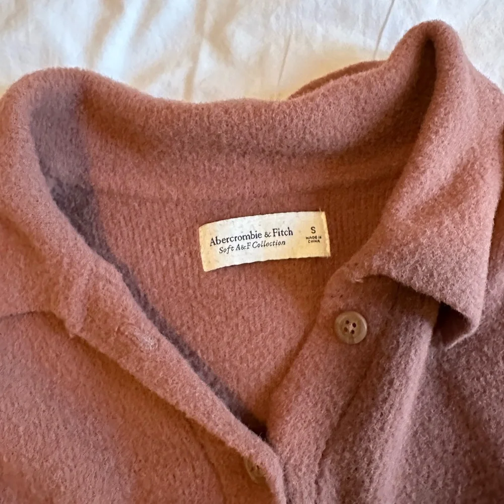 Abercrombie & Fitch Brown Burnt Orange Sweater - Picture 3 of 4